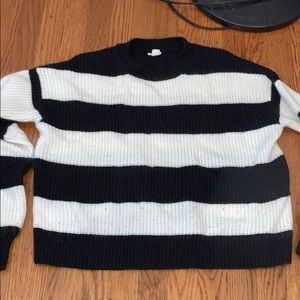Garage black and white sweater
